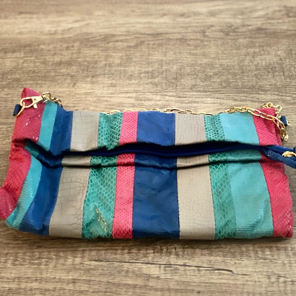 Aldo Clutch - Picture 3 of 3